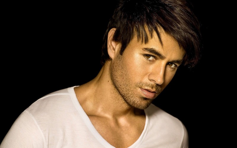 Фотография Enrique Iglesias 3 из 25